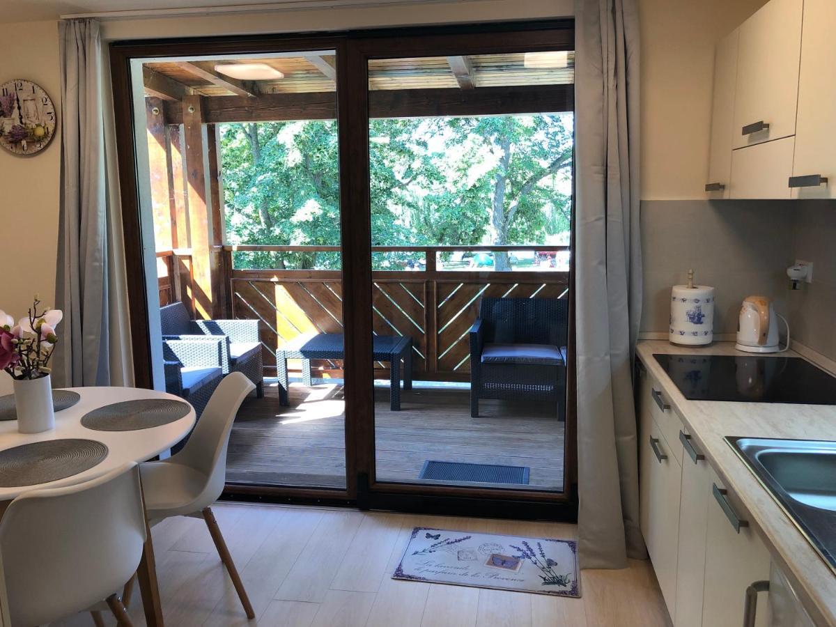 الشقق الفندقية Balatonfůzfőفي  Beachfront Studio Apartman المظهر الخارجي الصورة